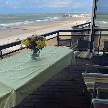 Bristol Palace Seaview 7e Verdieping, 30 Meter Blankenberge