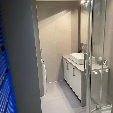 Bristol Palace Seaview 7e Verdieping, 30 Meter Apartment *